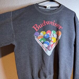 Budweiser Billiards Pool Balls Graphic Sweatshirt Crewneck Charcoal Gray Size M